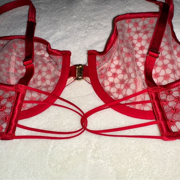 Victoria’s Secret Unlined Demi Bra Size 34D - Picture 3 of 6